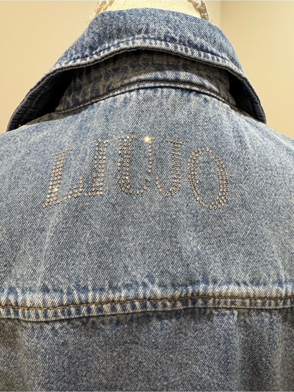 Liu Jo Italian brand women Blue Short-Sleeve Denim Jacket pockets SZ 6 NWOT - Picture 4 of 7